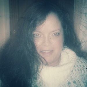 Meet your Posher, Shelly